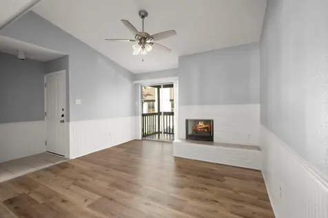 9009 Richmond Avenue 111 Houston TX 77063