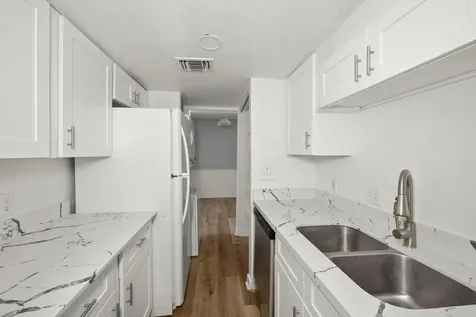 9009 Richmond Avenue 111 Houston TX 77063