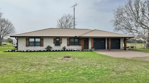 6603 Us Highway 90a W Shiner TX 77984