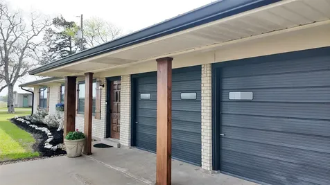 6603 Us Highway 90a W Shiner TX 77984