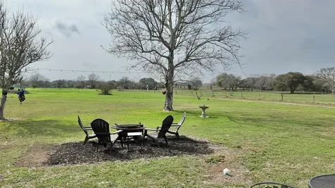 6603 Us Highway 90a W Shiner TX 77984