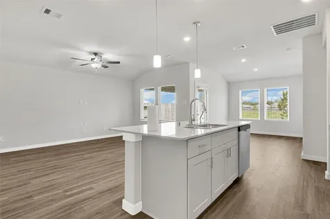 2526 Covered Wagon Drive Crosby TX 77532
