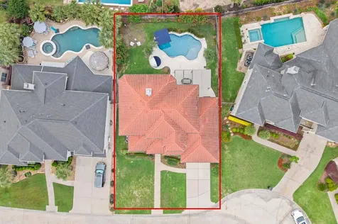 2206 Summerblossom Lane Houston TX 77077
