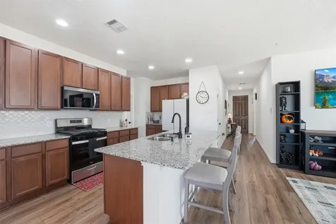 1717 Vista Luna Drive Texas City TX 77591