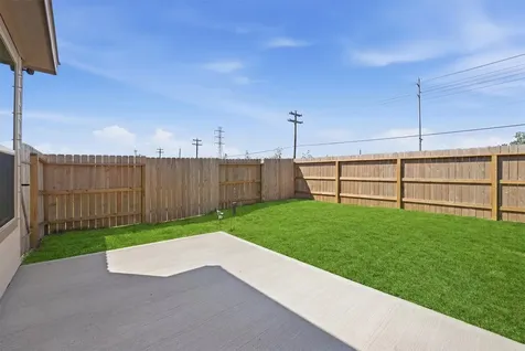1717 Vista Luna Drive Texas City TX 77591
