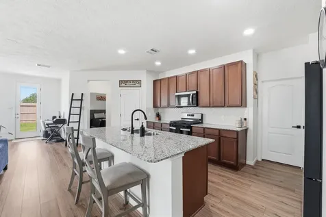1717 Vista Luna Drive Texas City TX 77591