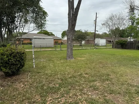 815 Klare Avenue Rosenberg TX 77471
