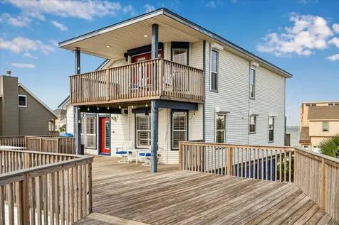 270 Isles End Road Tiki Island TX 77554