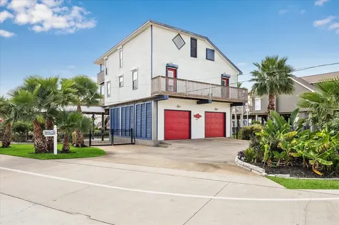 270 Isles End Road Tiki Island TX 77554