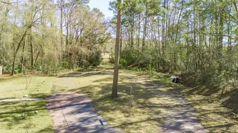 26 Holly Springs Drive Conroe TX 77302