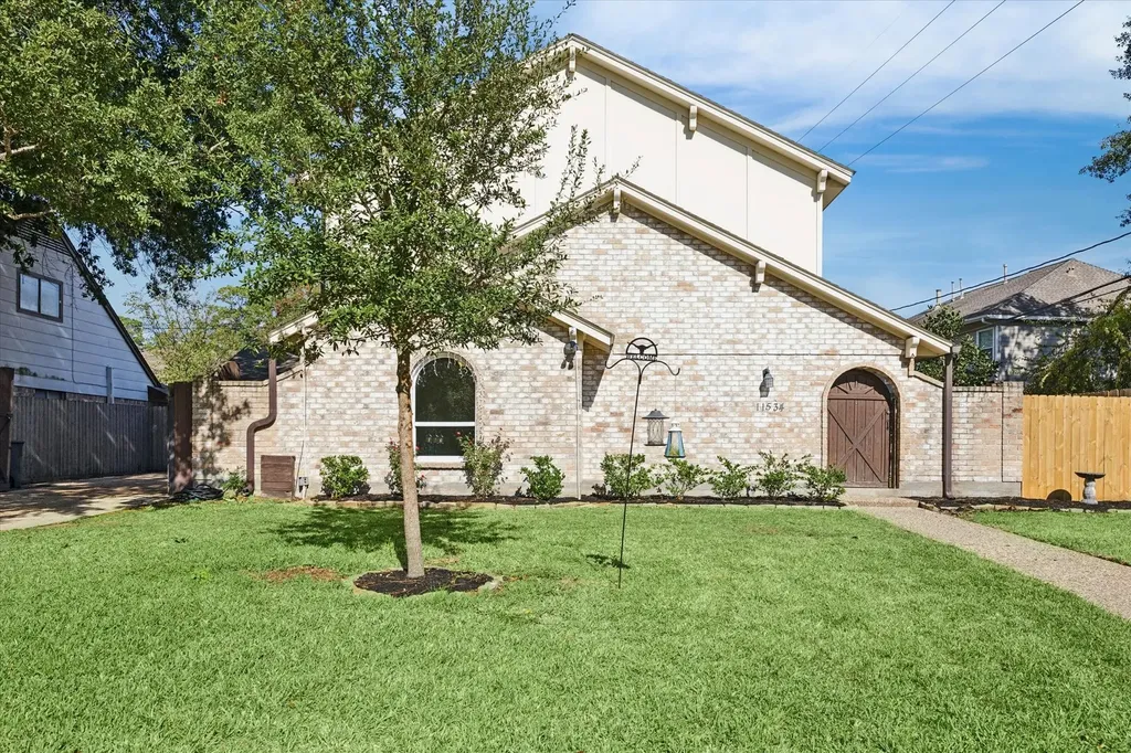 11534 Cypresswood Drive Houston TX 77070