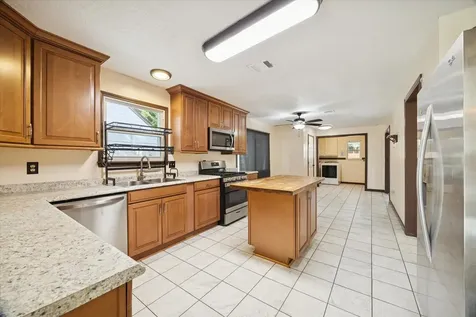 11534 Cypresswood Drive Houston TX 77070