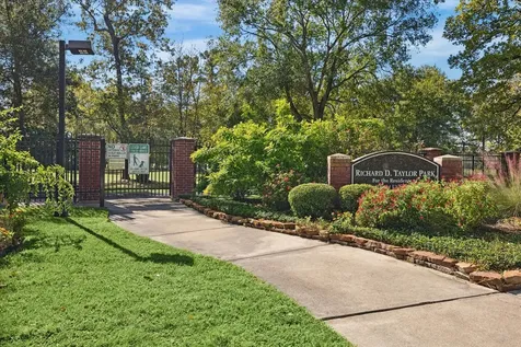 11534 Cypresswood Drive Houston TX 77070