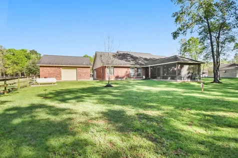1106 Commons Waterway Drive Huffman TX 77336