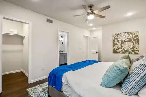 3741 Charleston Street Houston TX 77021