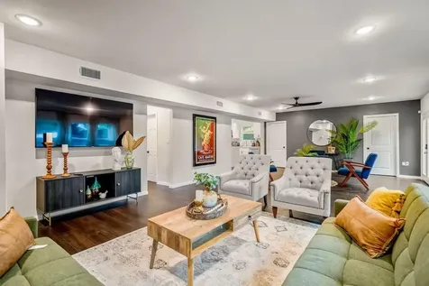 3741 Charleston Street Houston TX 77021