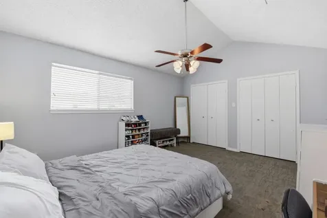 1011 Fountain View Drive Houston TX 77057