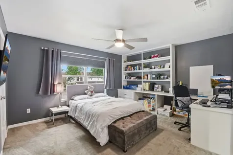 1011 Fountain View Drive Houston TX 77057