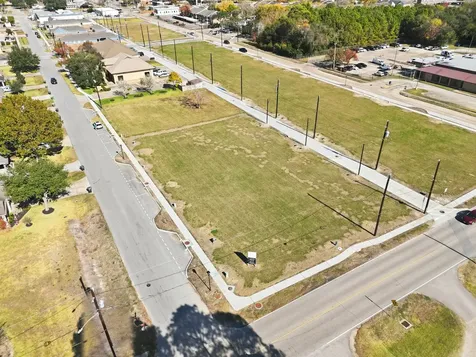 2529 S Park Avenue Pearland TX 77581
