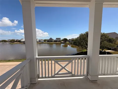 5 Westwind Road Galveston TX 77554