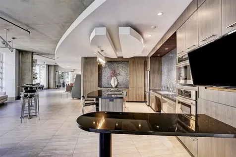 1901 Post Oak Boulevard 2602 Houston TX 77056