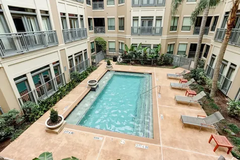 1901 Post Oak Boulevard 2602 Houston TX 77056