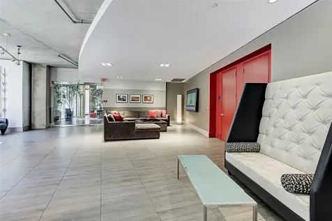 1901 Post Oak Boulevard 2602 Houston TX 77056