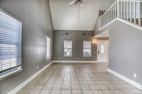 210 W Bell Street Fayetteville TX 78940