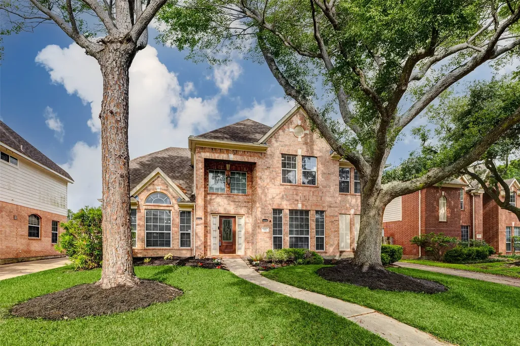 1606 Barrington Hills Lane Katy TX 77450