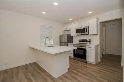 7 Woody Creek Drive B Conroe TX 77301
