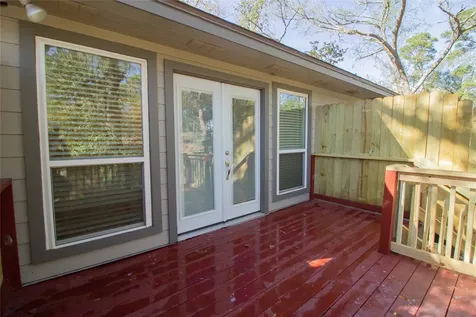 7 Woody Creek Drive B Conroe TX 77301