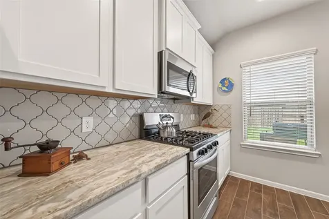 13306 Dalvay Beach Drive Texas City TX 77568