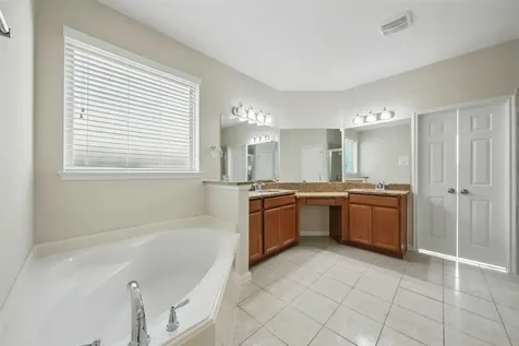 4927 Blackwater Lane Sugar Land TX 77479