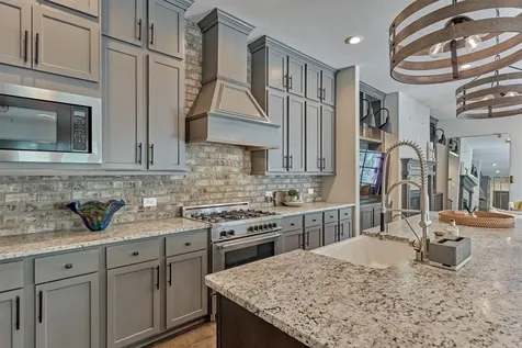 106 Grant Cove Drive Montgomery TX 77316