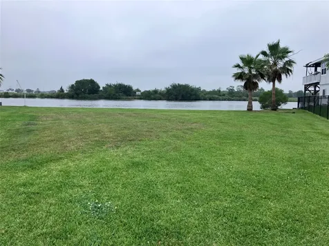 4408 Island Drive Dickinson TX 77539