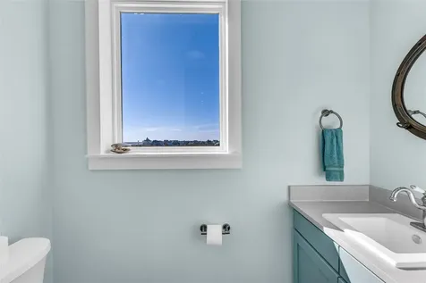 312 Seagrass Gilchrist TX 77617