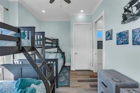 312 Seagrass Gilchrist TX 77617