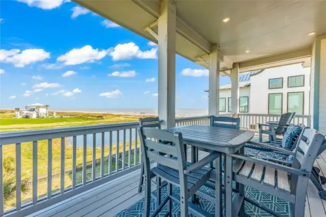 312 Seagrass Gilchrist TX 77617