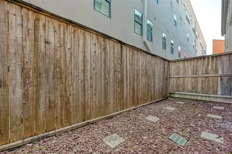 2336 Jackson Street Houston TX 77004
