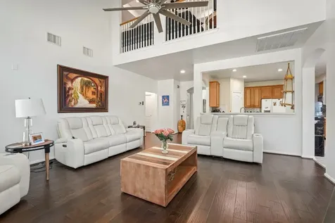 9434 Barretts Glen Ct Court Houston TX 77065