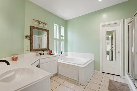 9434 Barretts Glen Ct Court Houston TX 77065