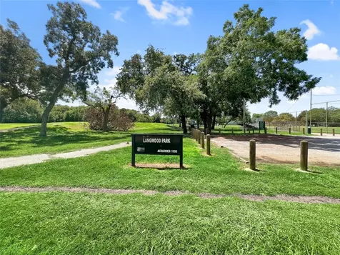 6347 Limestone Street Houston TX 77092