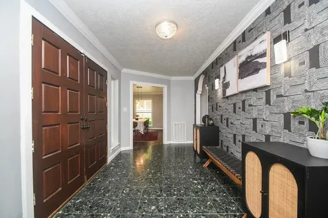 1606 W Chelsea Place El Lago TX 77586