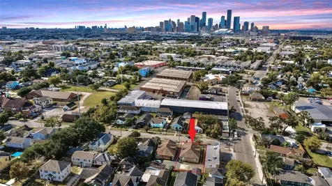 7 Hunt Street Houston TX 77003
