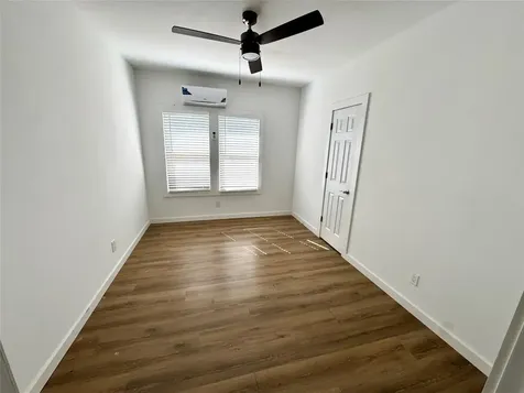 7 Hunt Street Houston TX 77003
