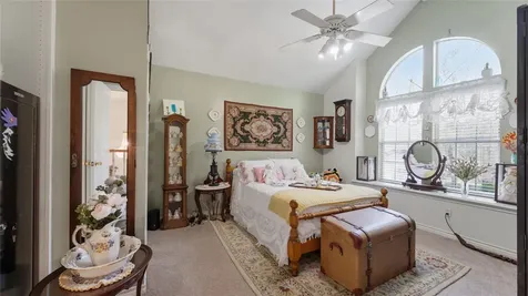 1923 Fairway Drive Huntsville TX 77340