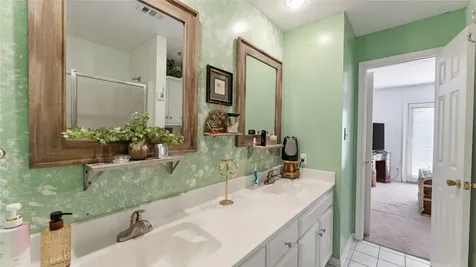 1923 Fairway Drive Huntsville TX 77340