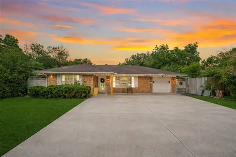 6833 Bellaire Boulevard Houston TX 77074