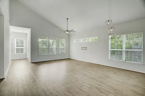 3413 Omega Street Houston TX 77022