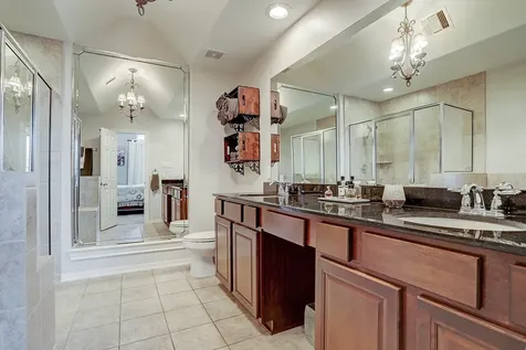 5806 Kansas Street I Houston TX 77007